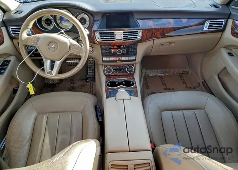 2012 Mercedes-Benz Cls 550 z USA, uszkodzony, nr VIN WDDLJ7DB9CA054044